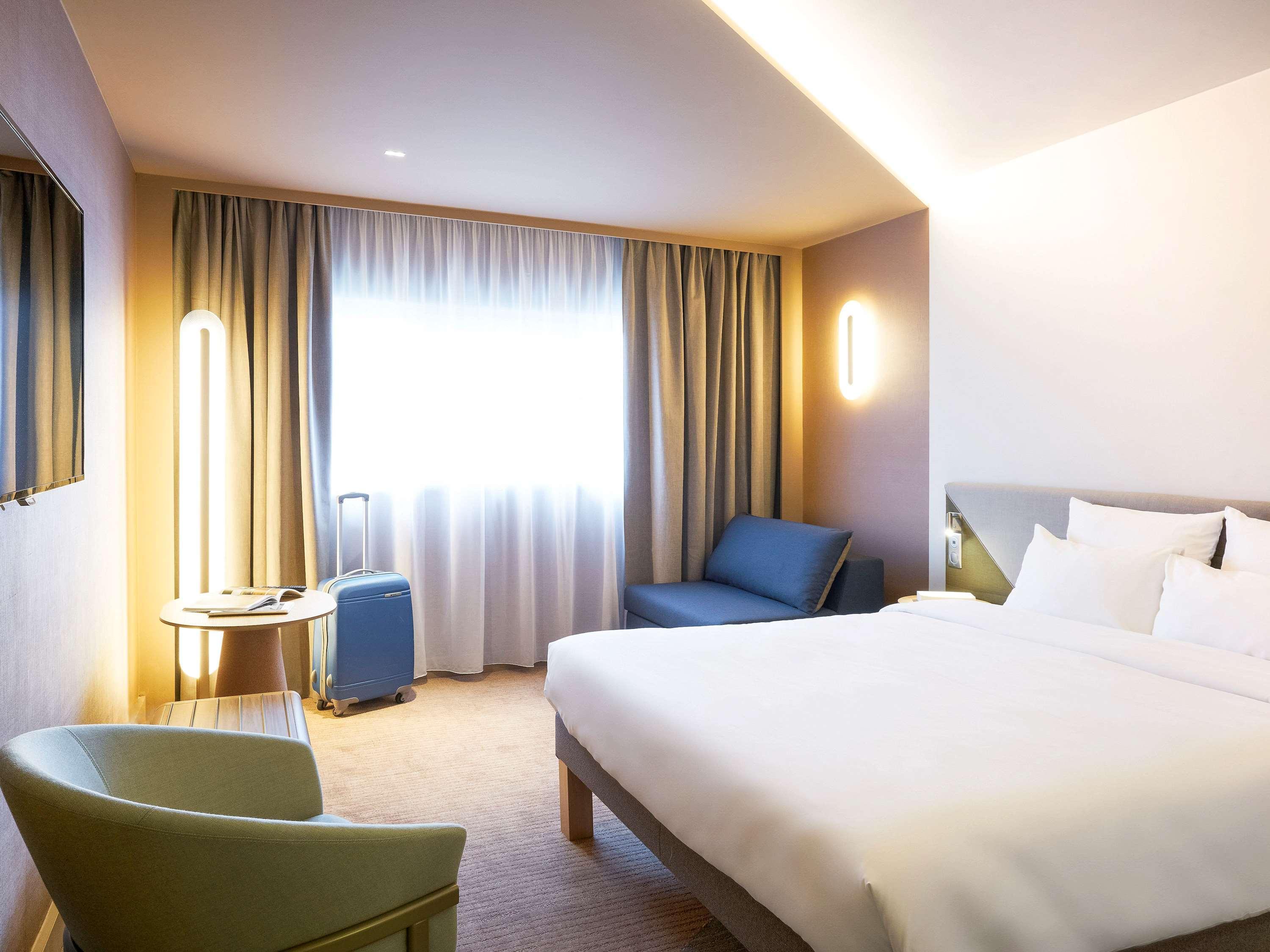 โนโวเทล มาร์น ลา วัลเล กอลเจียน Hotel โคลลิเฌียง ภายนอก รูปภาพ
